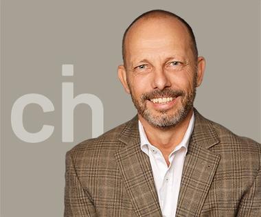 Baut Brücken in die Zukunft – Interim CRO und CFO