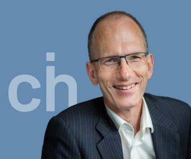 Ein Interim CEO für Vertrieb und Produktion.