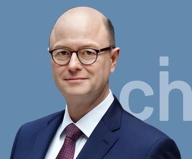 Ein Experte für komplexen Personalumbau und Organisationsänderungen.