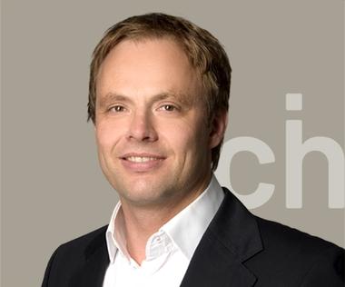 Ein Einkaufsexperte mit Blick über den Tellerrand.