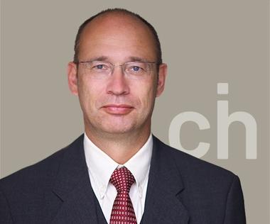 Ein Experte für Projektmanagement und Projektsanierung.