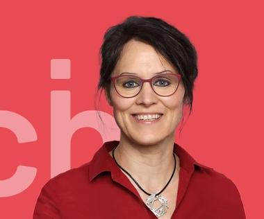 Promovierte Juristin mit Fokus auf Finanzierung sowie M&amp;amp;A