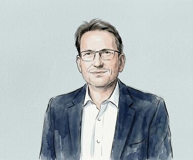 Manager mit Fokus auf IT- und Finanz-Transformation
