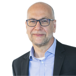 Geschäftsführer, der Transformation lebt, Verantwortung übernimmt und Ergebnisse liefert