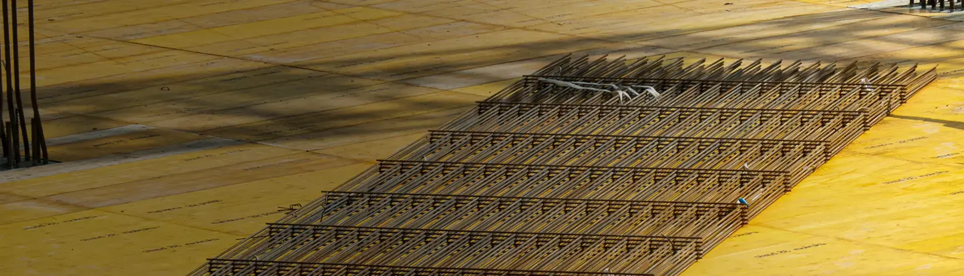 Interim Management Bauwesen: Das Bild zeigt Bauarbeiter auf der Baustelle.