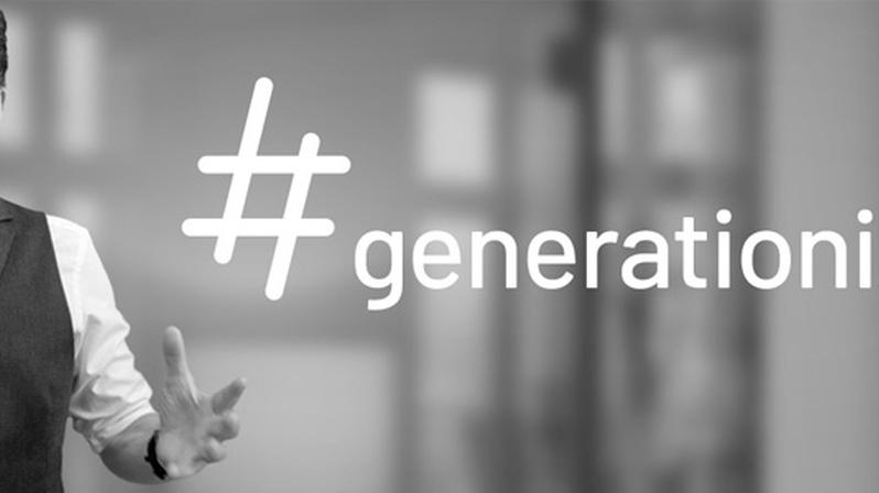 Das Bild zeigt Tilo Ferrari, der über Generation Interim spricht.