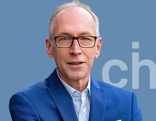 Ein Experte für Change Management in der Produktion.