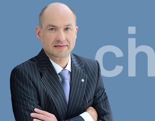 Ein Interim Manager mit C-Level-Expertise für digitale Transformation.