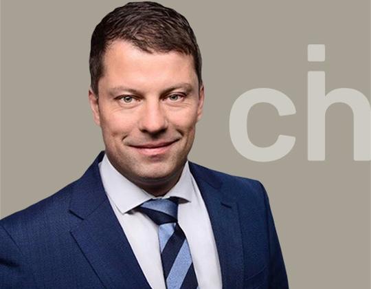 Ein HR-Manager und Experte für Stellenabbau und Transfergesellschaften.