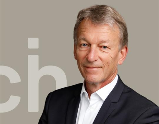 Internationaler C-Level-Executive für Krise und Wachstum