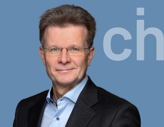 Ein Marketing-Leiter und Experte für Produktinnovation