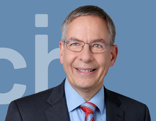 Controlling-Experte mit Fokus auf Profitabilität