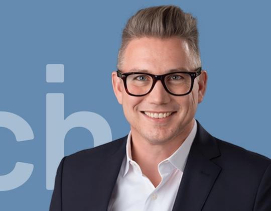 Experte für Hightech-Elektrowerkzeuge und Schleifmittel