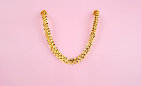 611_2277_intern_einkauf_fuer_schmuckkonzern_neu_aufgebaut